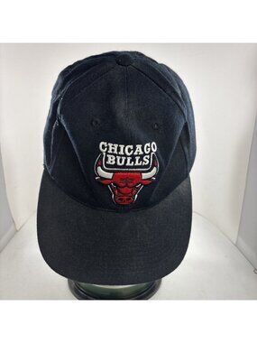 Chicago Bulls Hat Cap Black Red 20% Wool GCC Official NBA cap